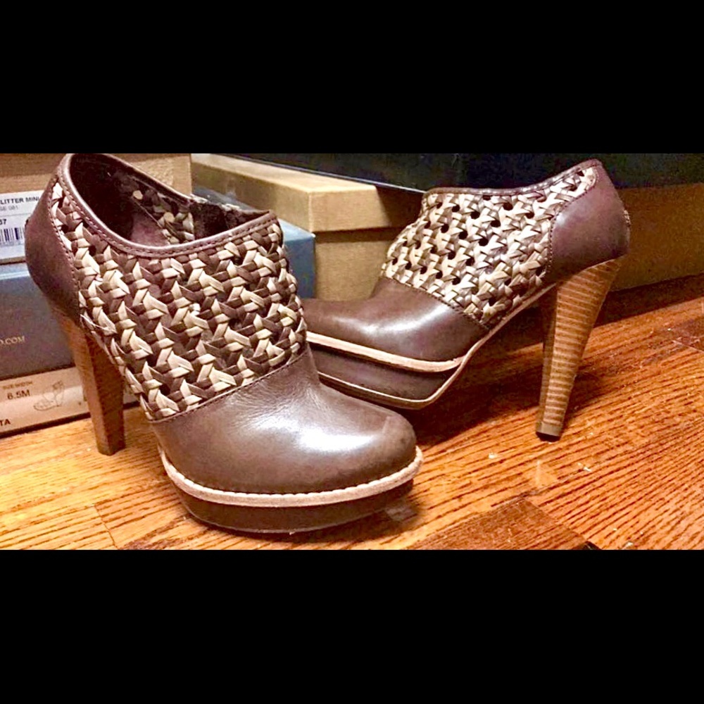 UGG Maliha Brown Woven Booties
